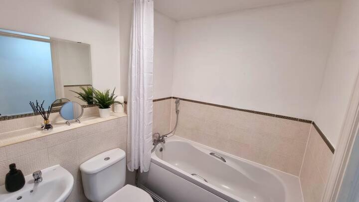 No 62 Fivedom - Charming & Cosy Apartamento Southampton Exterior foto